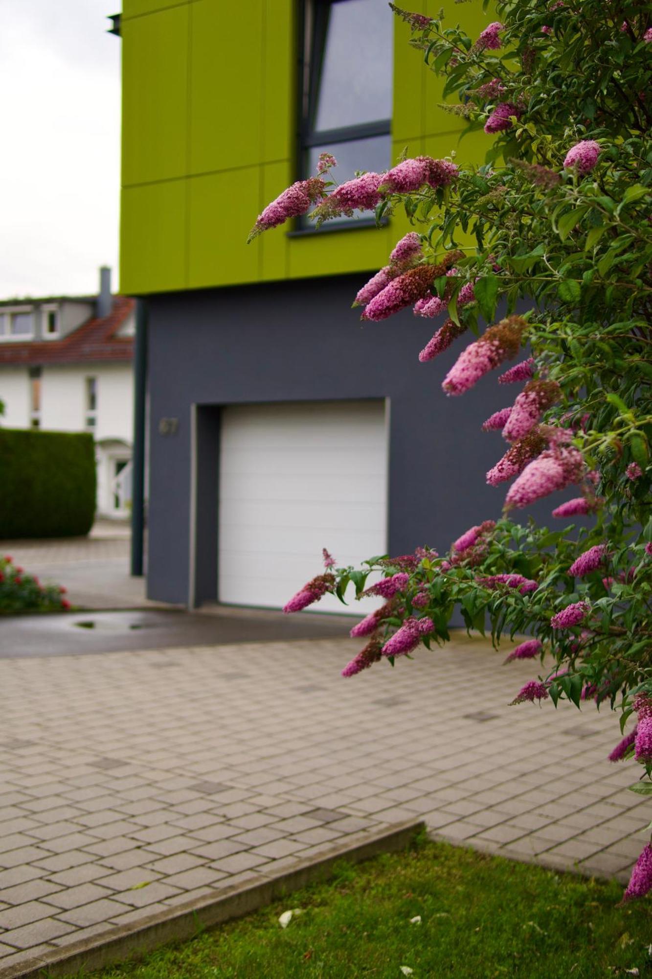 Bed & Breakfast Outlet Hotel Dettingen an der Erms エクステリア 写真