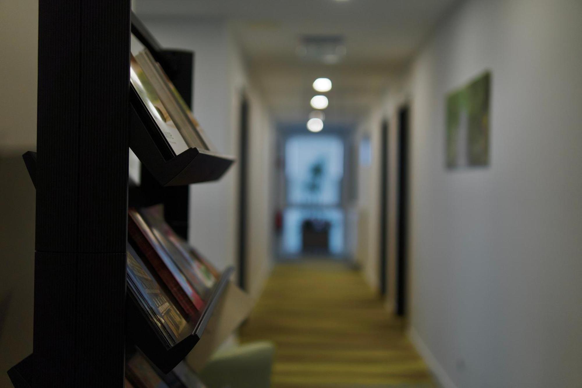 Bed & Breakfast Outlet Hotel Dettingen an der Erms エクステリア 写真