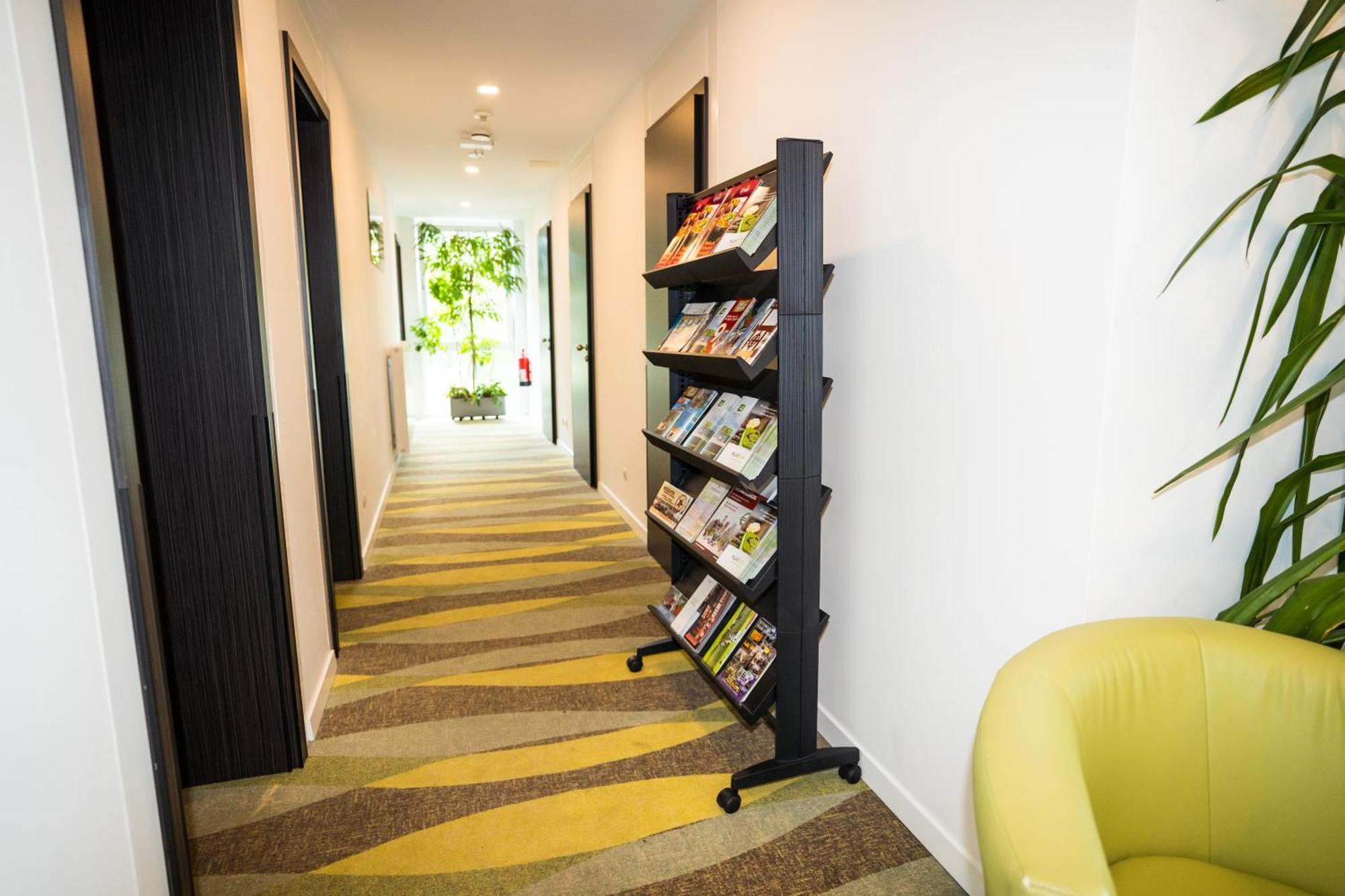 Bed & Breakfast Outlet Hotel Dettingen an der Erms エクステリア 写真