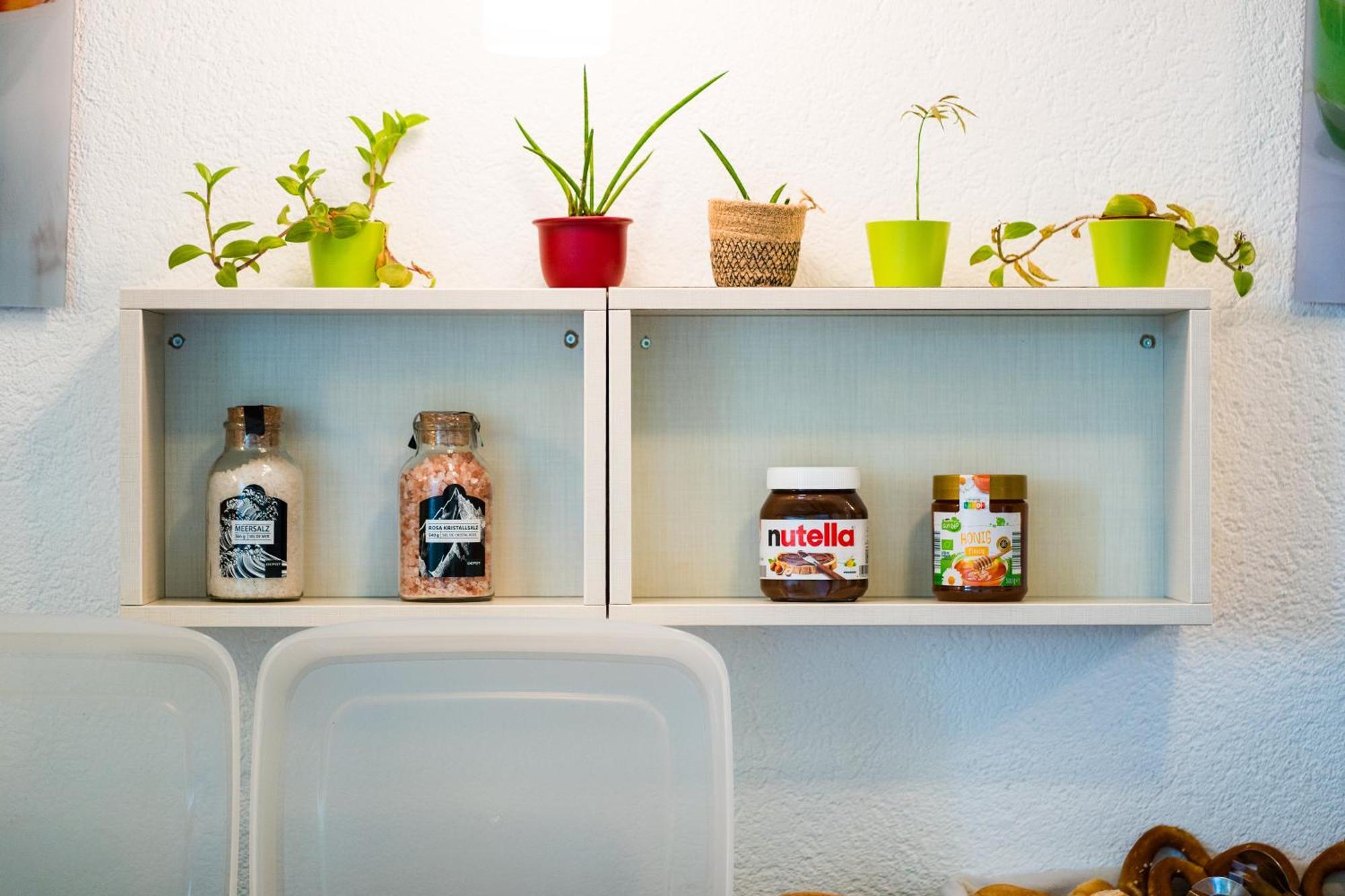 Bed & Breakfast Outlet Hotel Dettingen an der Erms エクステリア 写真